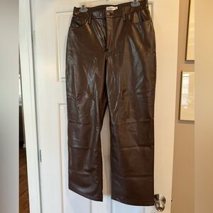 Abercrombie & Fitch - The 90’s relaxed High Rise -brown leather - 29/8 SHORT